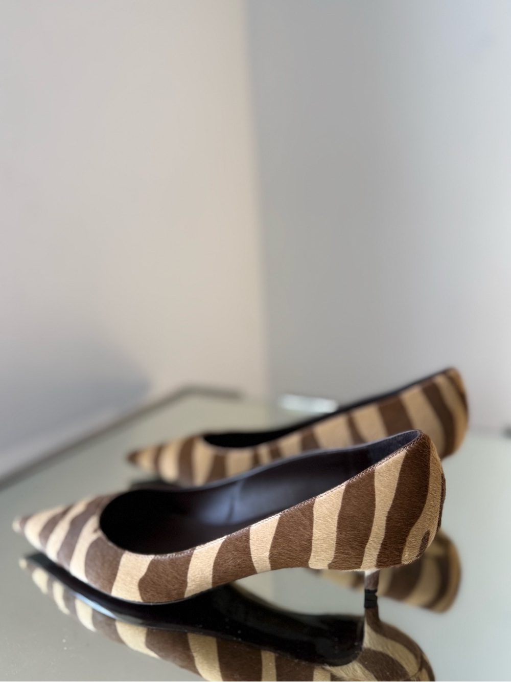 New Jimmy Choo Amelia 35 Chocolate Zebra Printed Pony Pumps $1,095 39.5 - Picture 10 of 14